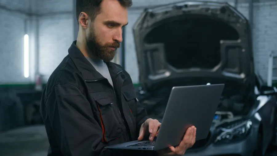 How Data From Computer Diagnostics Guides Repair Decisions in Kerrville, TX